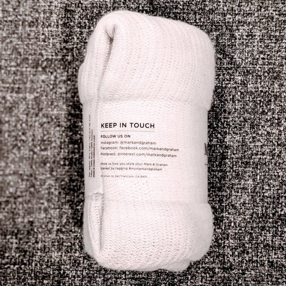 MARK & GRAHAM Throw Blanket *BNWT* - Picture 3 of 3